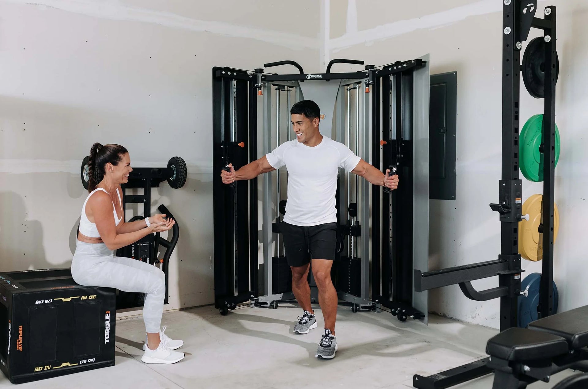 F9 Functional Trainer – Free-Standing